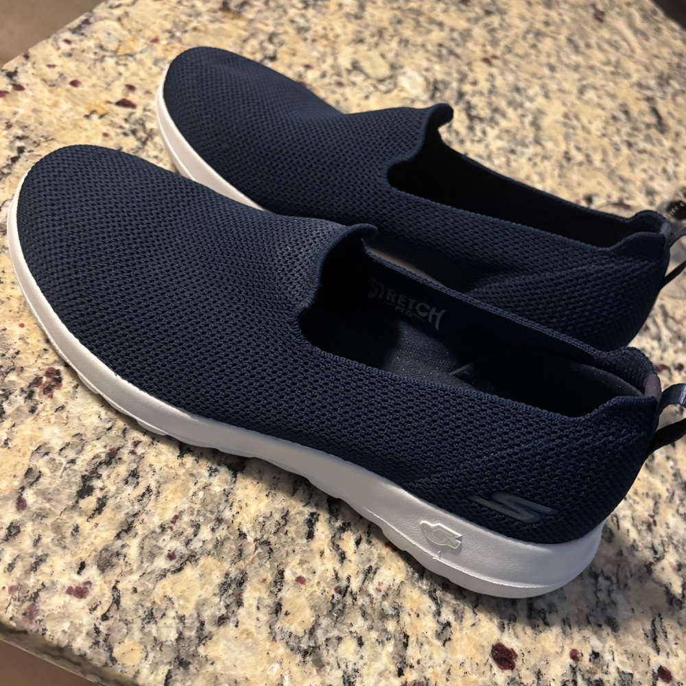 Skechers Slip-On Knit Loafers in Navy and White